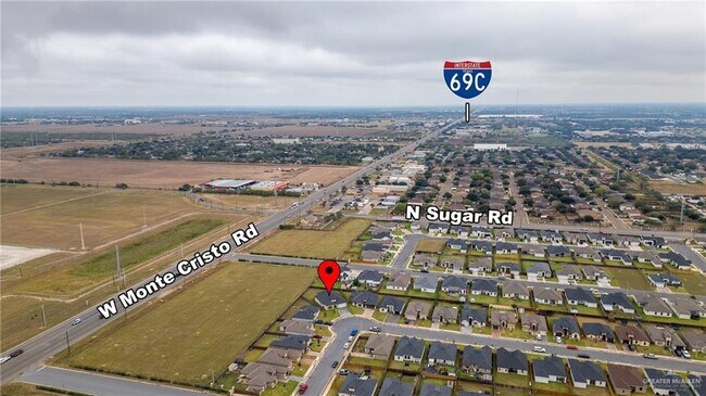 Building Photo - 1801 Stardust Ln