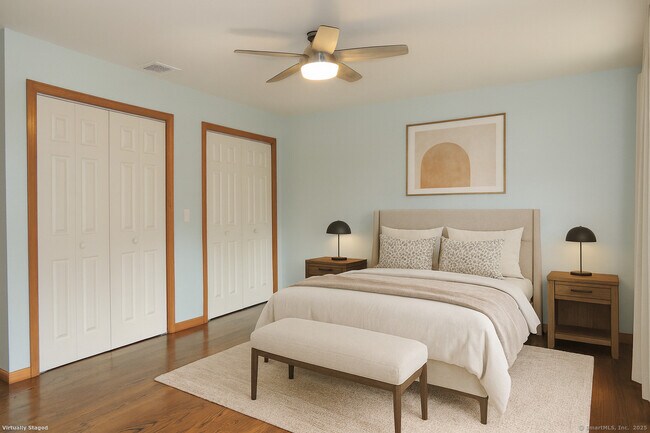 Building Photo - 12 Cardinal Ln