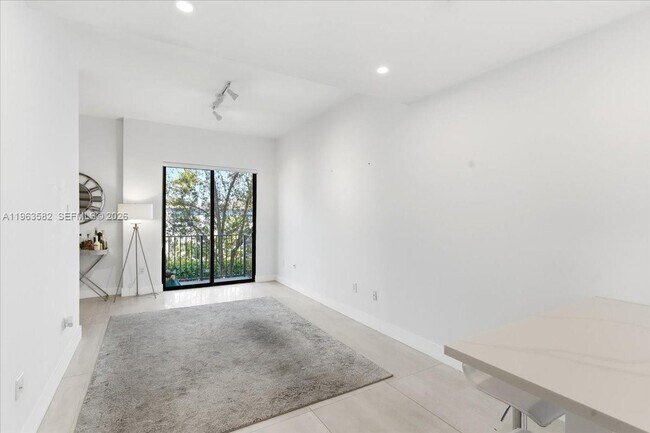 Building Photo - 7743 SW 99th St