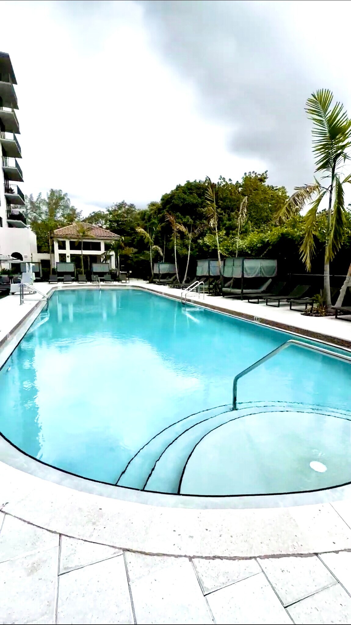 Building Photo - 2596 NE 182nd Ter