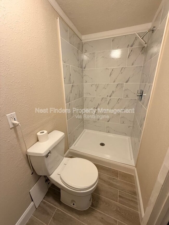 Building Photo - 2855 Ernest St