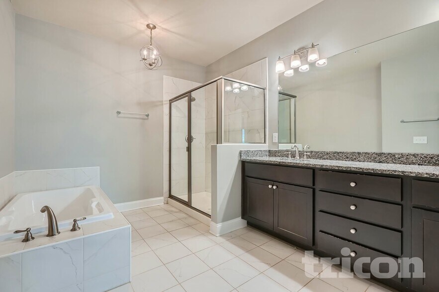 Building Photo - 616 Luckett Ct