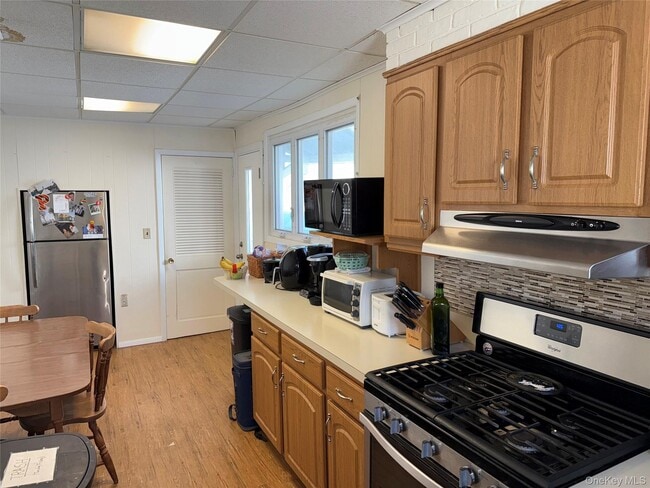 Building Photo - 72 Minnesota Ave