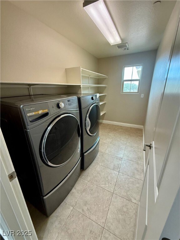 Building Photo - 2158 Tortona St