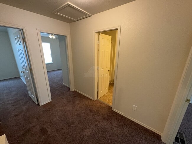 Building Photo - 4002 Eula Bea Ct