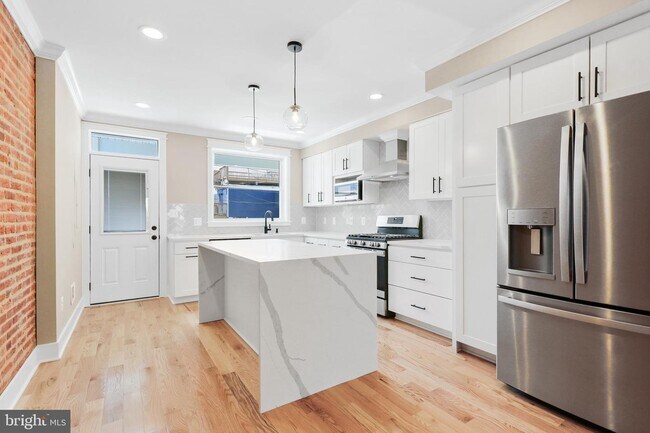 Building Photo - 3129 Fait Ave