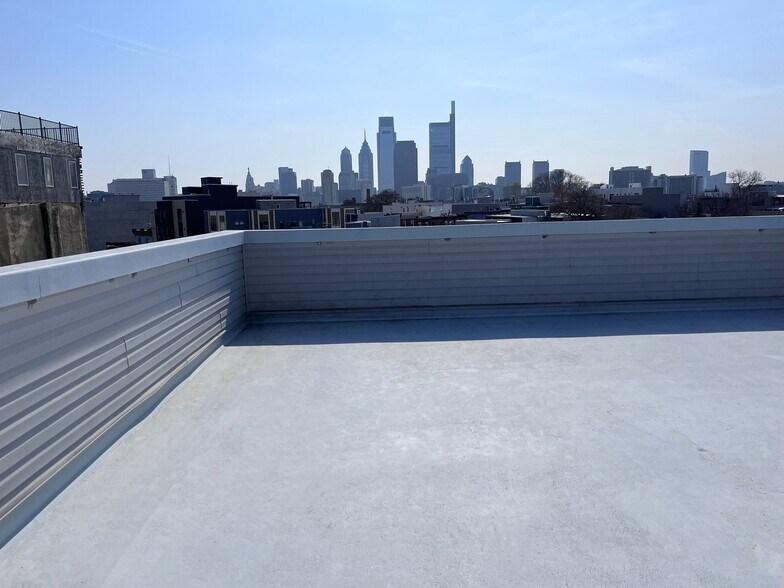 Building Photo - 1710 Cambridge St