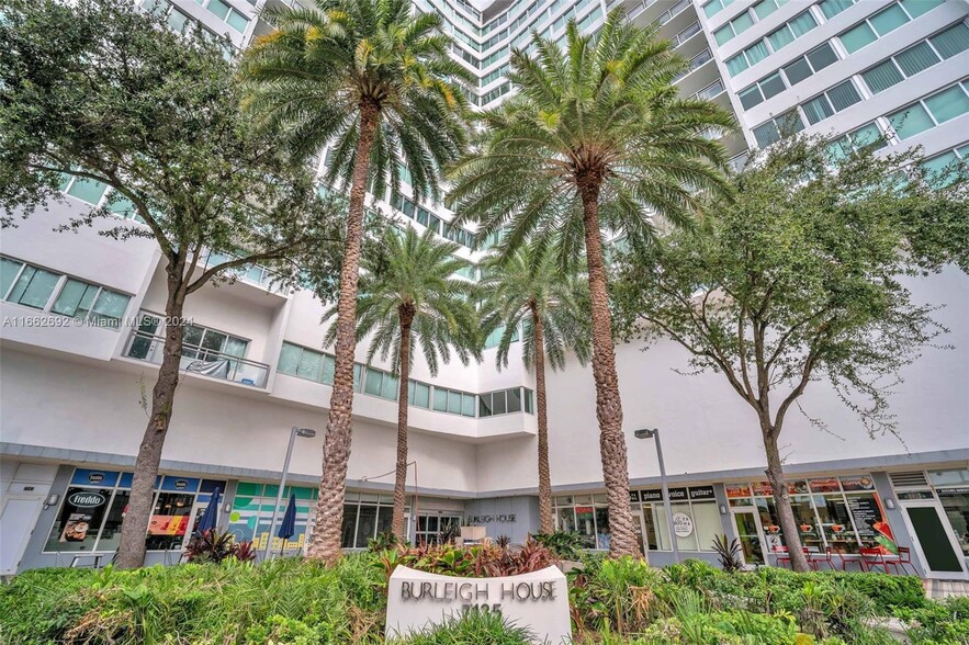 Building Photo - 7135 Collins Ave