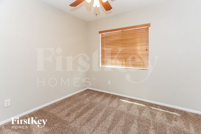 Building Photo - 9448 Biroth Ct