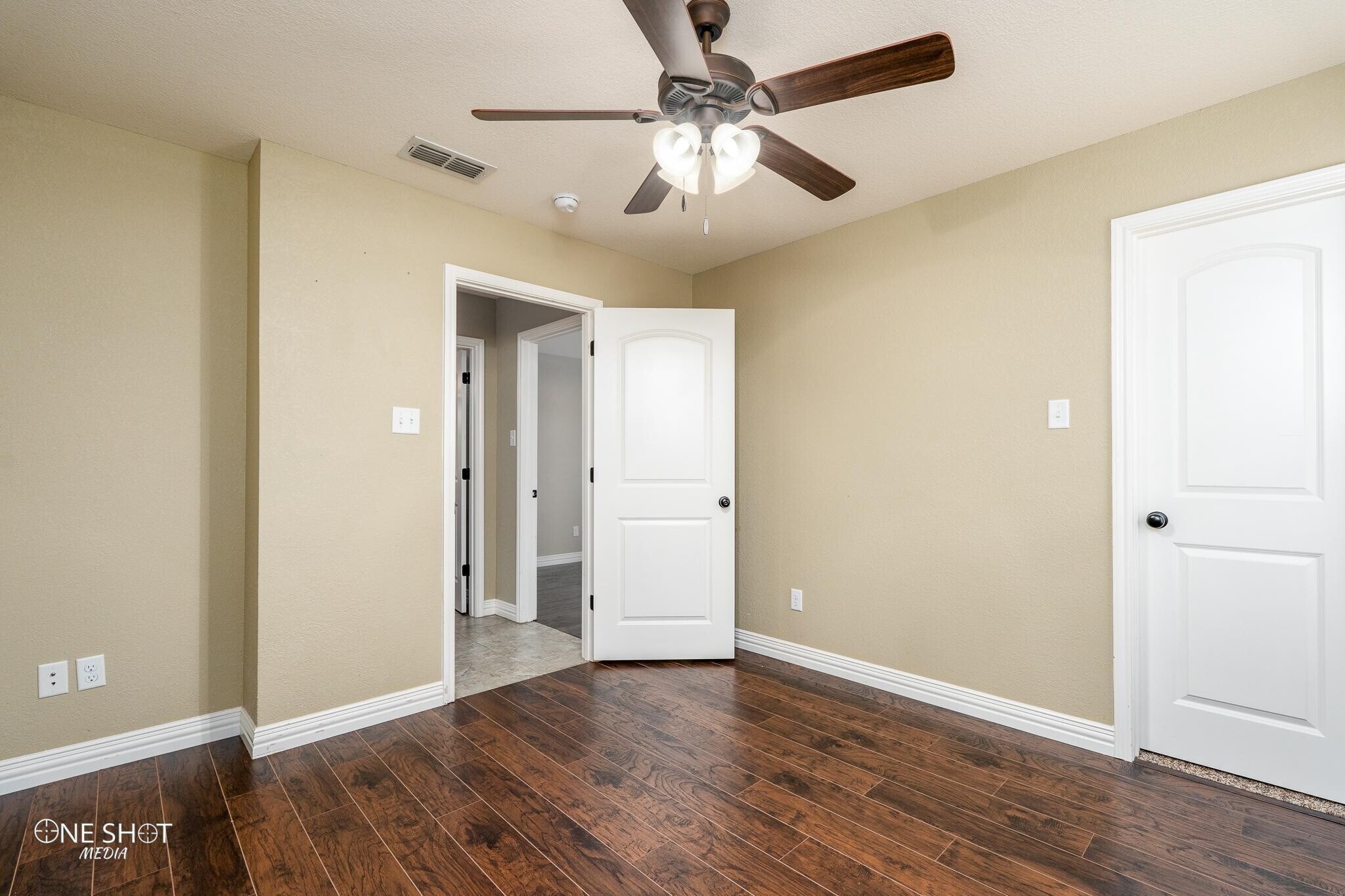 Building Photo - 350 Miss Ellie Ln
