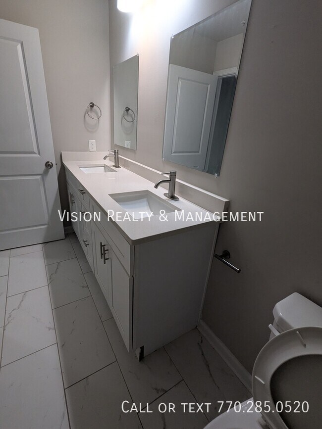 Building Photo - 8334 Triple Crown Dr