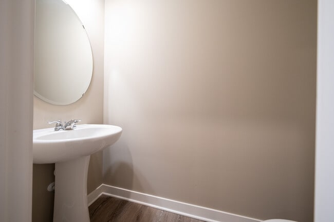 Building Photo - 16415 Jaffna Pl