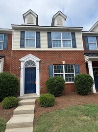 Building Photo - Comfort Meets Convenience in This Charming...