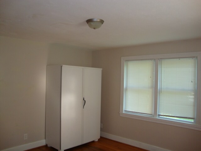Building Photo - 1500 Meads Rd
