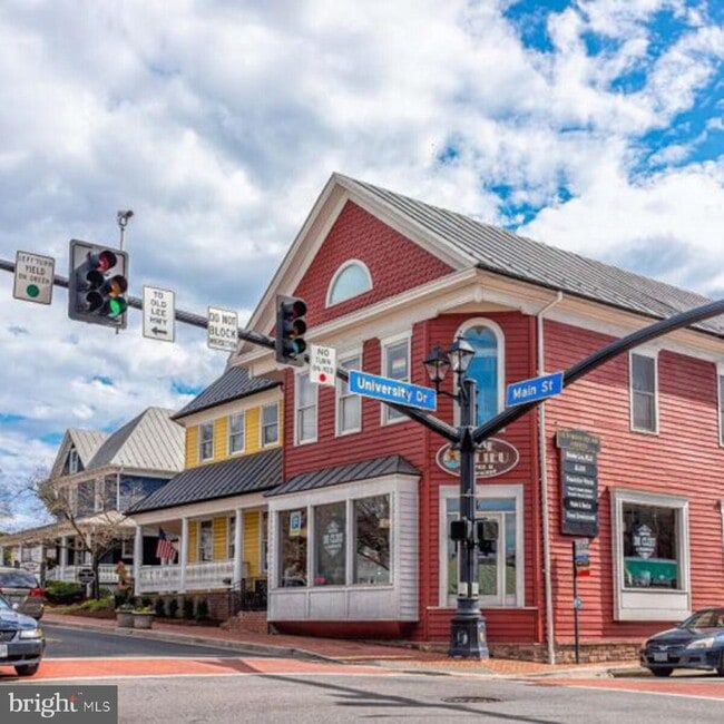 Building Photo - 11322 Westbrook Mill Ln