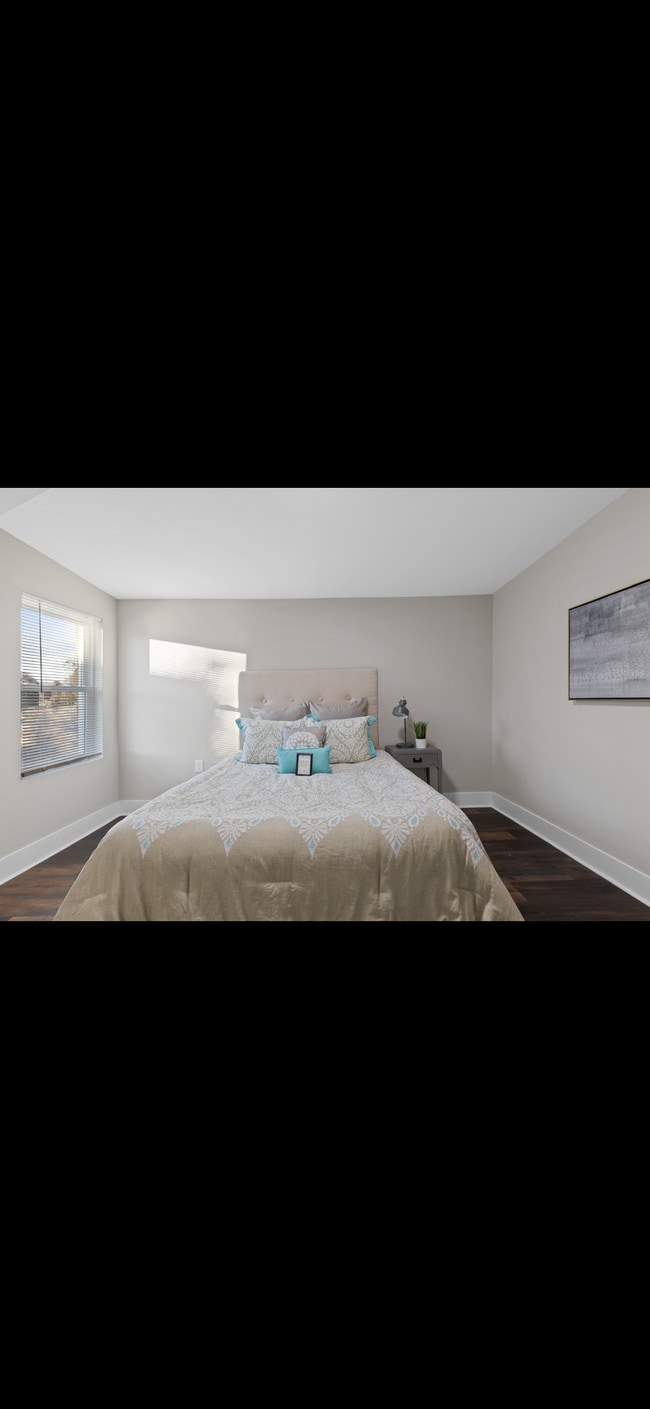 Building Photo - 1510 Ramsay St