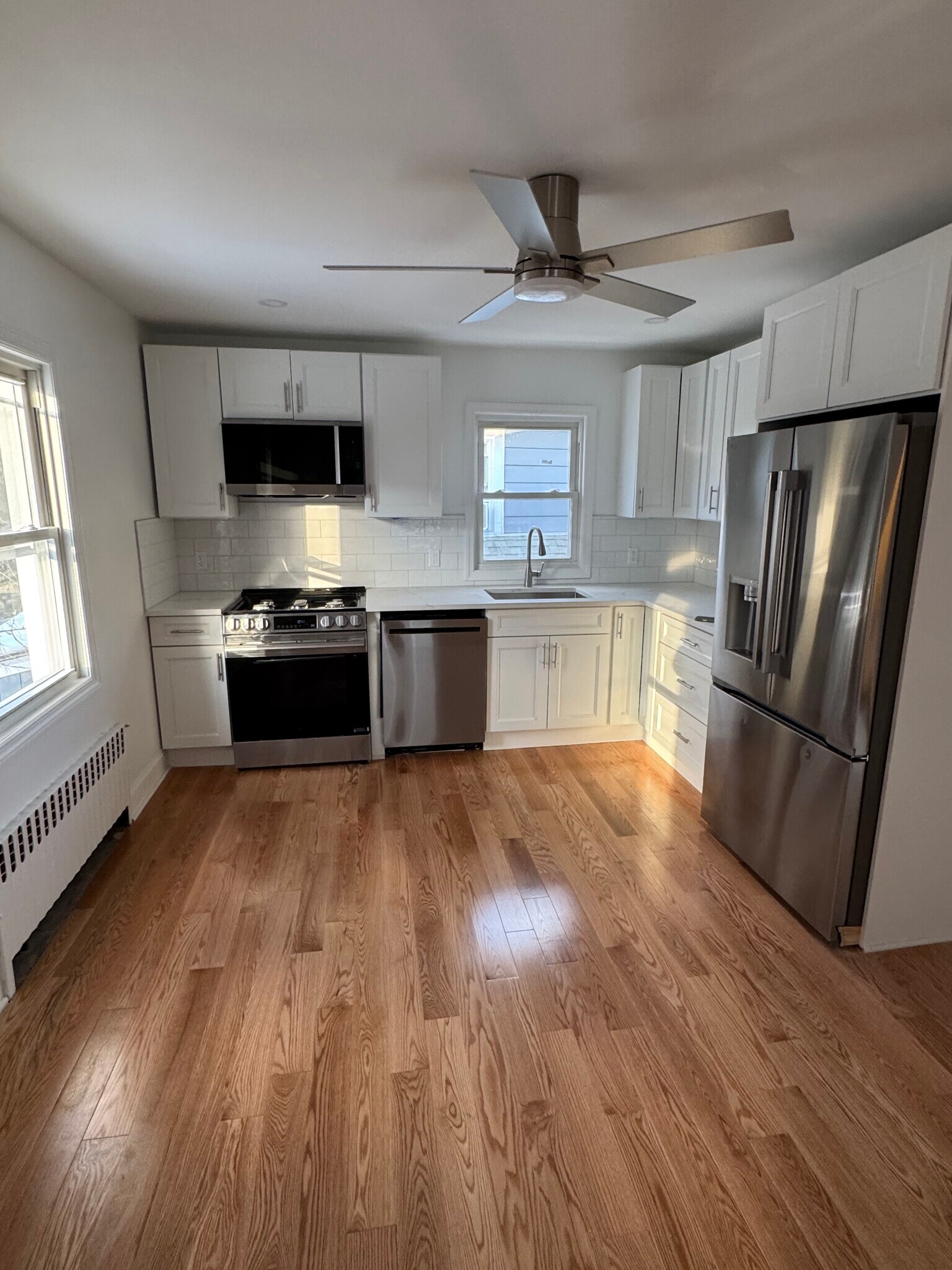 Building Photo - 47 Morgan St