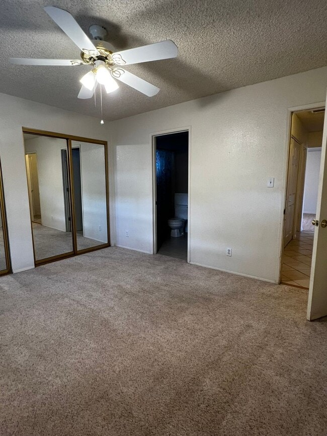 Building Photo - 2950 Harding Cir