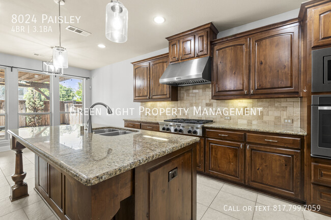 Building Photo - 8024 Paisley-