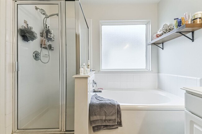 Building Photo - 22538 Goss Spring Ct