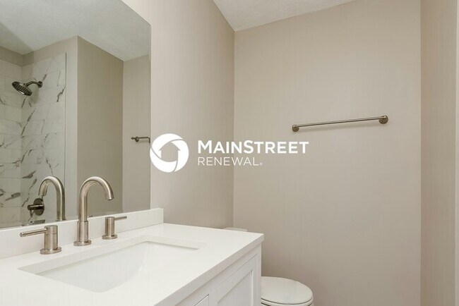 Building Photo - 3 Bedroom Pet-Friendly Home in MURFREESBOR...