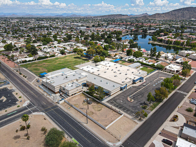 Building Photo - House at 35th Ave. & Cactus! JOIN THE WAIT...