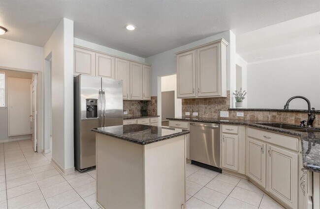 Building Photo - 22 Westwinds Cir