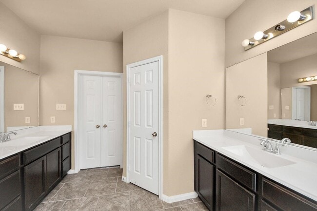 Building Photo - 3003 Emily Vista Ln