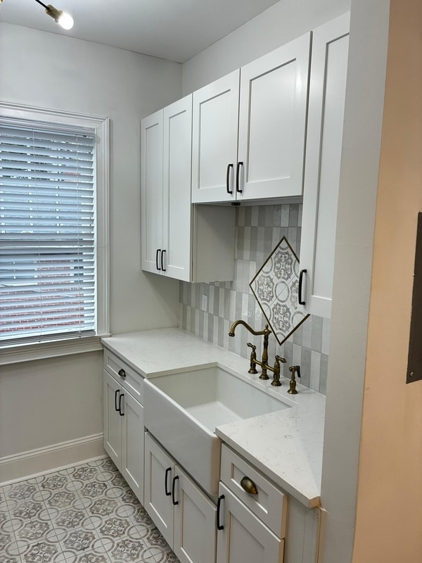 Building Photo - 2738 Riverside Ave