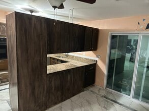 Building Photo - 7154 San Castle Blvd