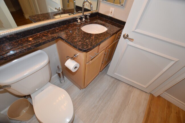 Building Photo - MERIDIAN FURNISHED 2 BDR /2 BATH Luxury Co...