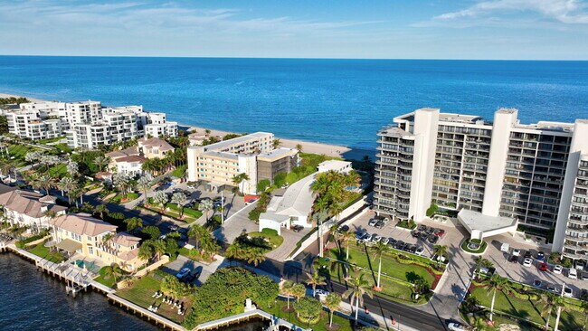 Building Photo - 2711 S Ocean Blvd