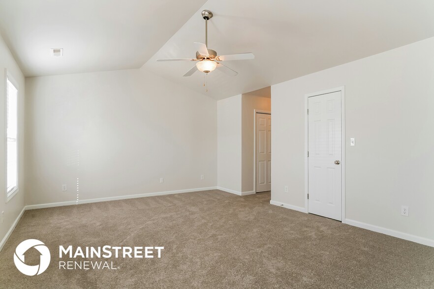 Building Photo - 301 Star Ruby Dr