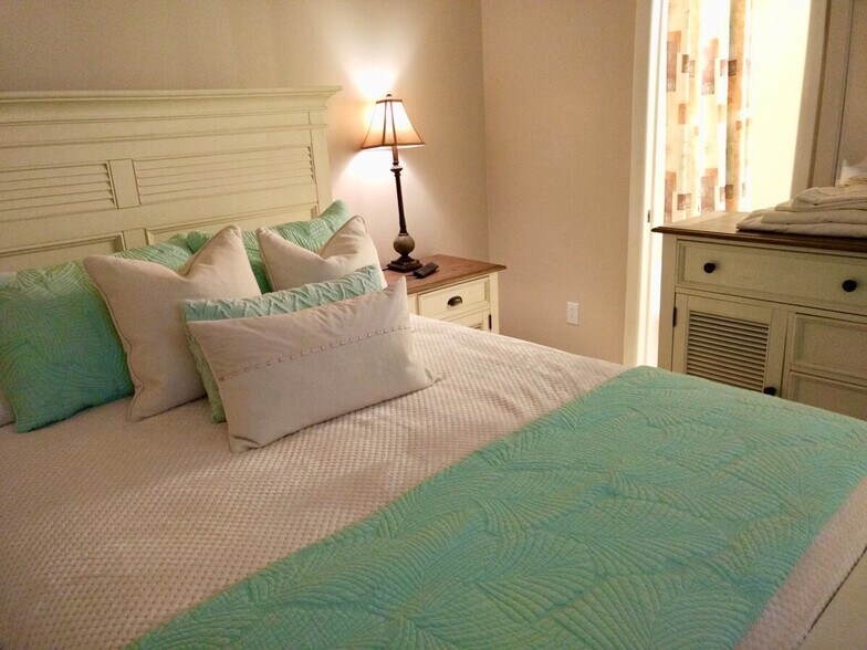 Building Photo - 16999 Terraverde Cir