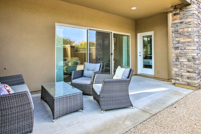 Building Photo - 6145 E Cave Creek Rd