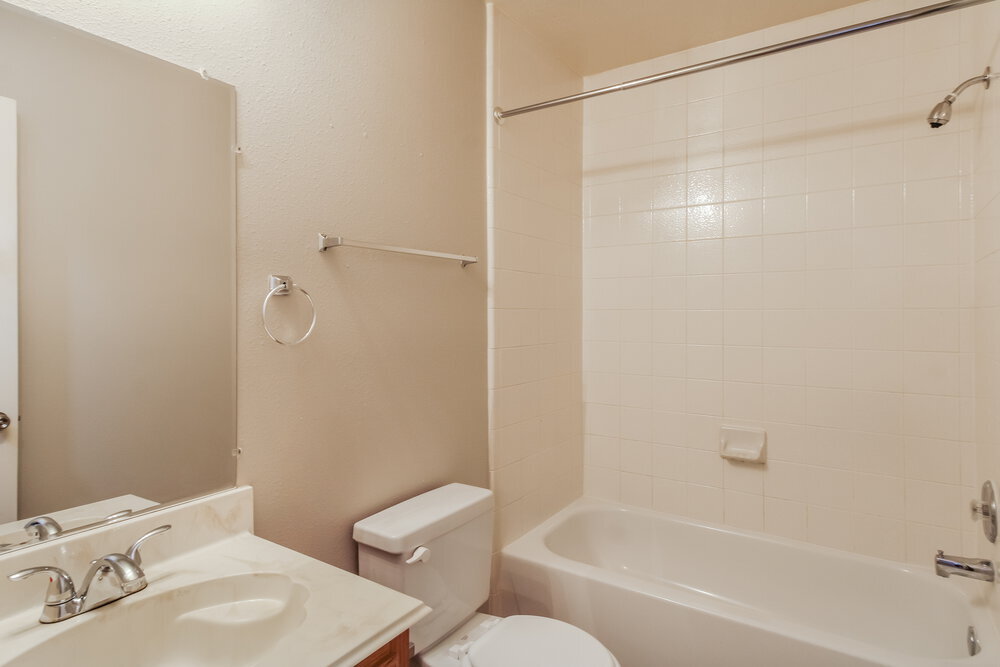 Building Photo - 4815 Gypsy Forest Dr