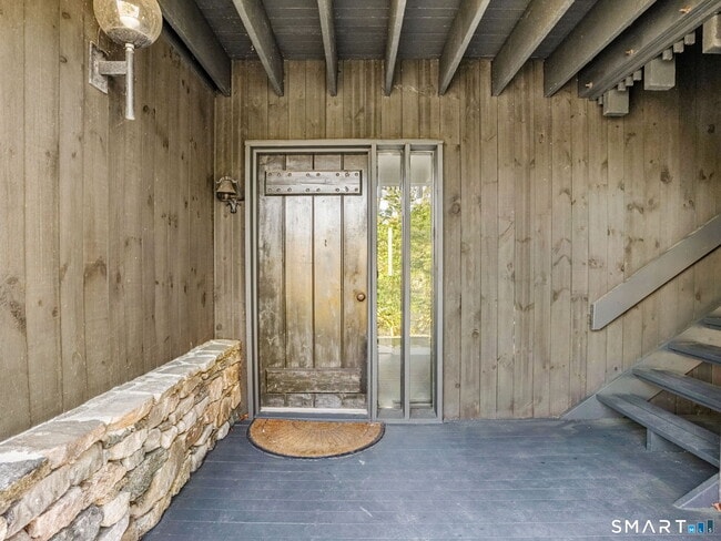 Building Photo - 484 Cognewaugh Rd