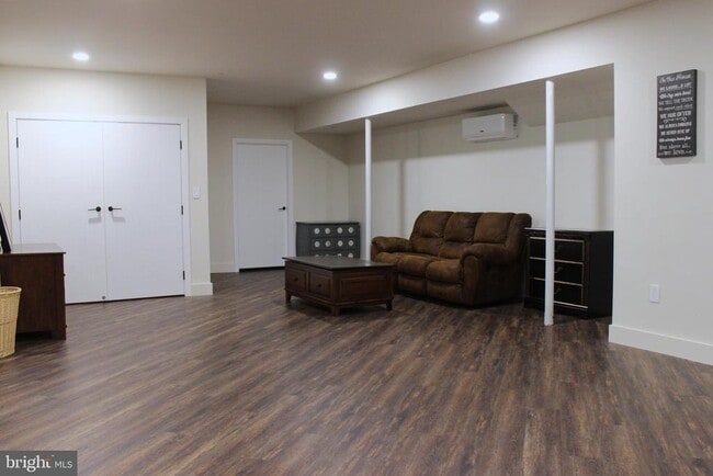 Building Photo - 6325 Johensu Dr