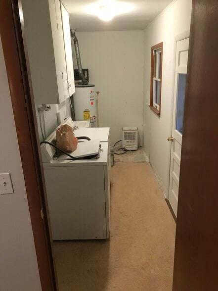 Building Photo - 611 N Kentucky Ave