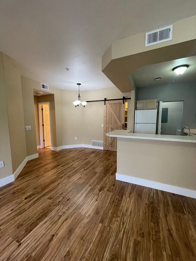 Building Photo - 4545 Wheaton Dr