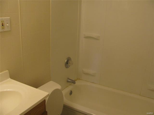 Building Photo - 1215 San Jacinto Ct