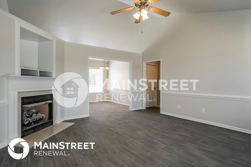 Building Photo - 398 Water Oak Dr