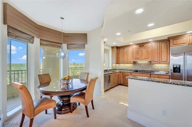 Building Photo - 2738 Tiburon Blvd E