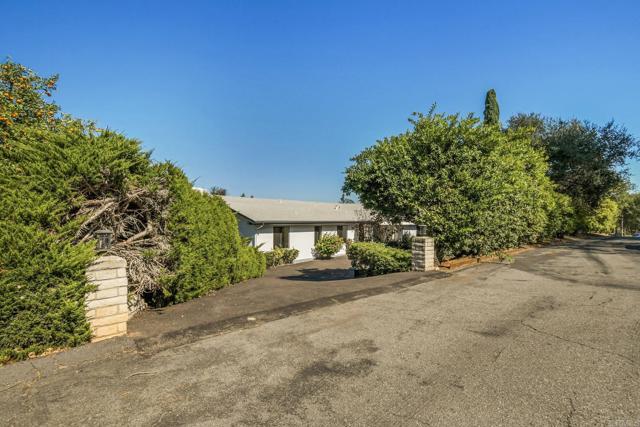 Building Photo - 1051 Via Rancho Pkwy