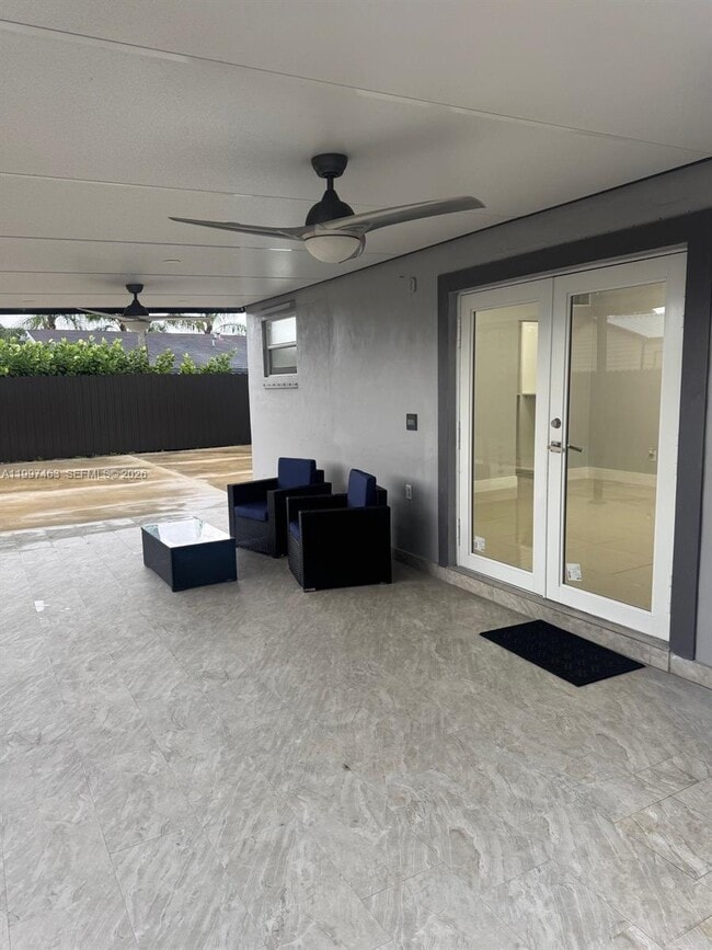 Building Photo - 7541 Miramar Pkwy