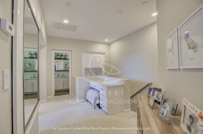 Building Photo - Upgraded Lincoln Crossing Oasis | Walking distance to MANY ammenities