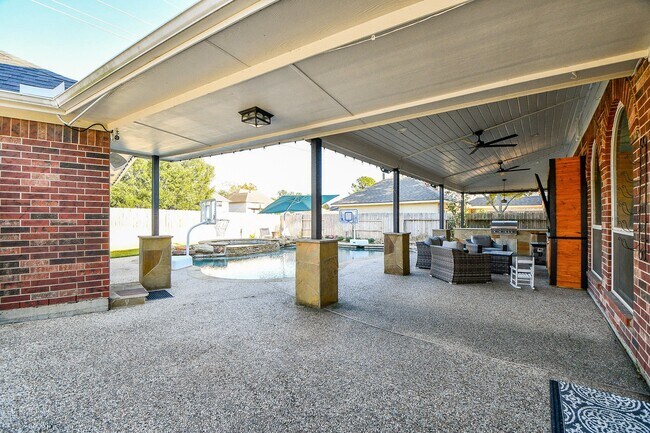 Building Photo - 20310 Silverwood Trail