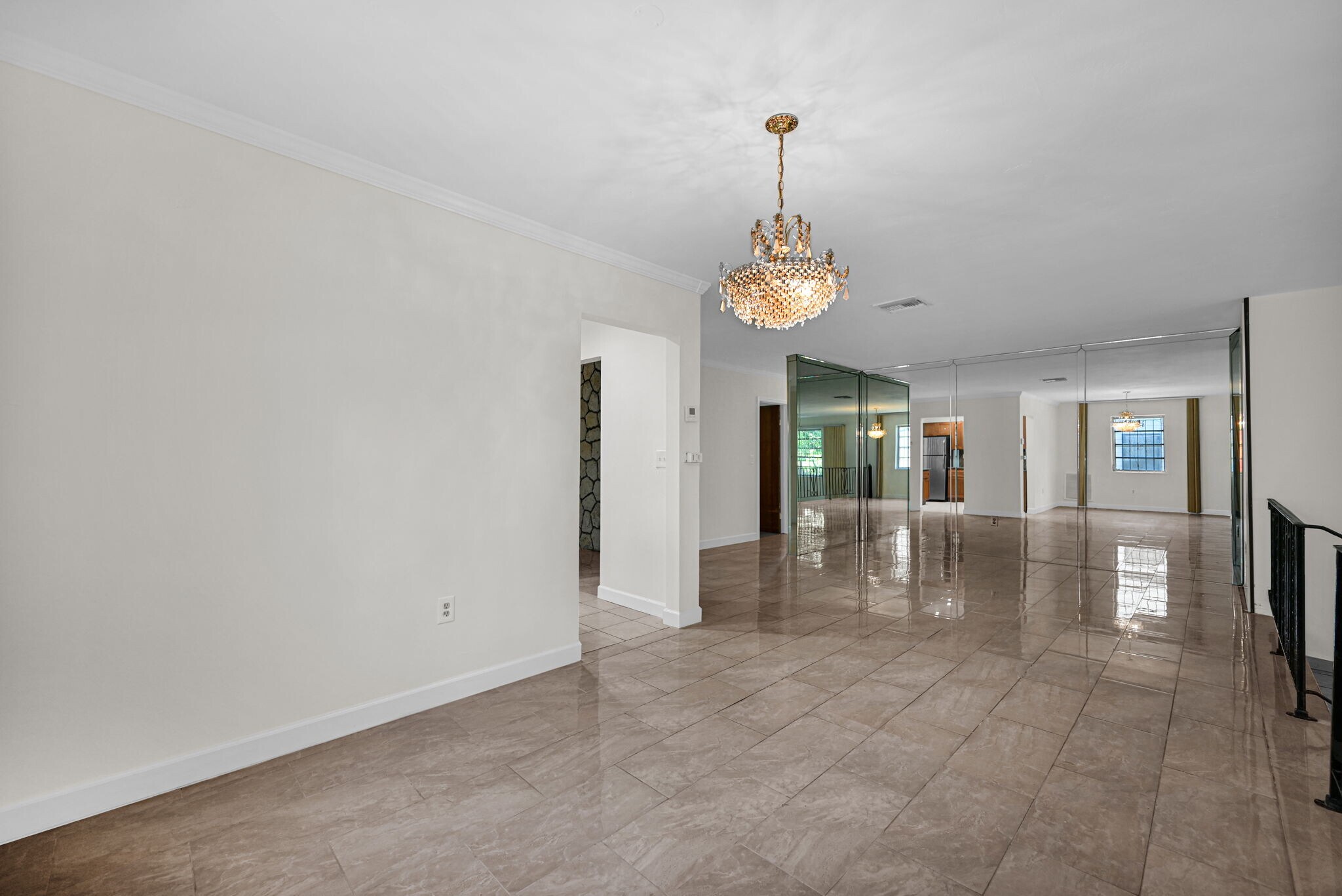 Building Photo - 244 NW 43rd St