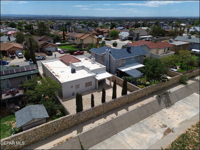 Building Photo - 11109 Loma Grande Dr