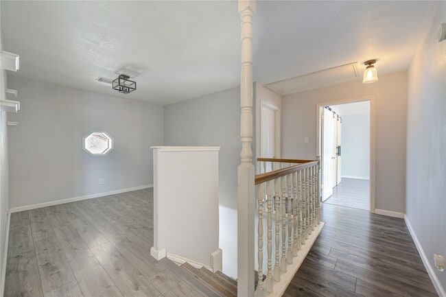 Building Photo - 3310 Little Farms Ct